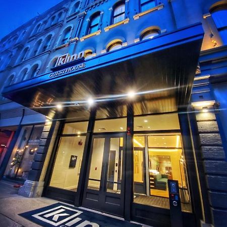 Kinn Guesthouse Downtown Milwaukee Exterior photo